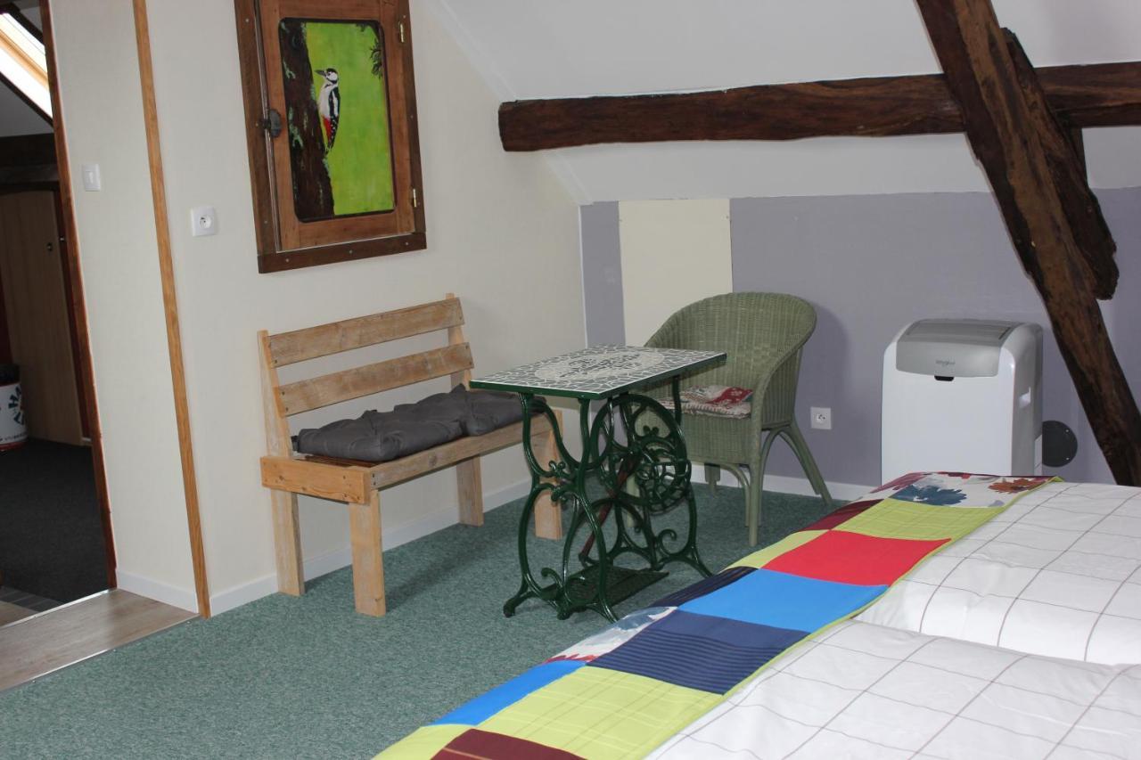 Maison Le Barrage Saint-Gervais-dʼAuvergne Kültér fotó