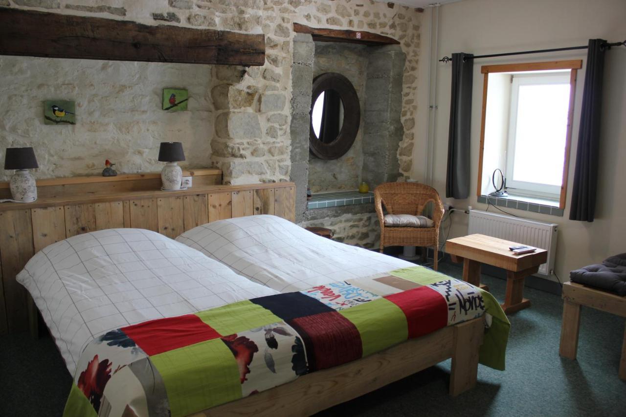 Maison Le Barrage Saint-Gervais-dʼAuvergne Kültér fotó
